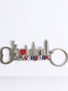 NWOT New York Skyline Keychain Bottle Opener